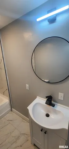 $249,900 | 6848 Lake Service Road, Rochester, IL 62563