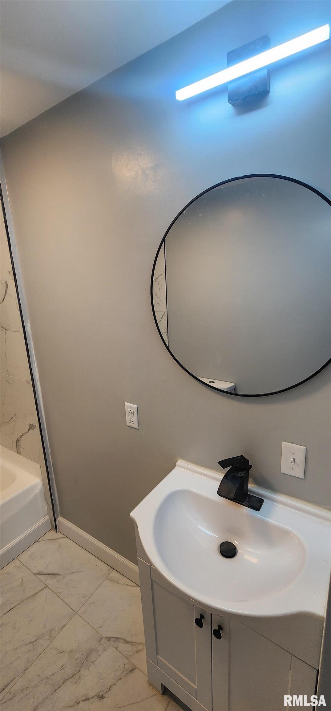 6848 Lake Service Road Rochester, IL 62563 - Photo 26 of 37