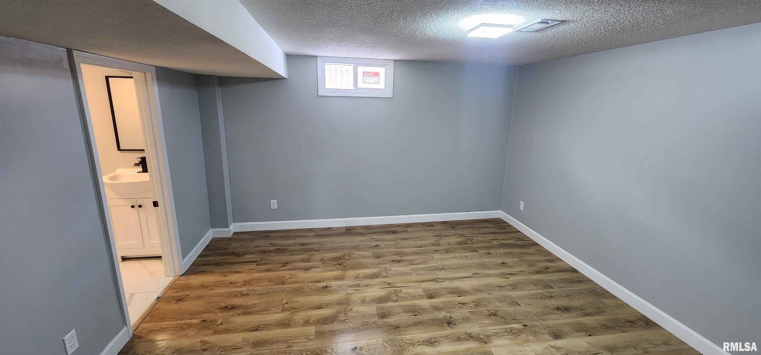 6848 Lake Service Road Rochester, IL 62563 - Photo 27 of 37