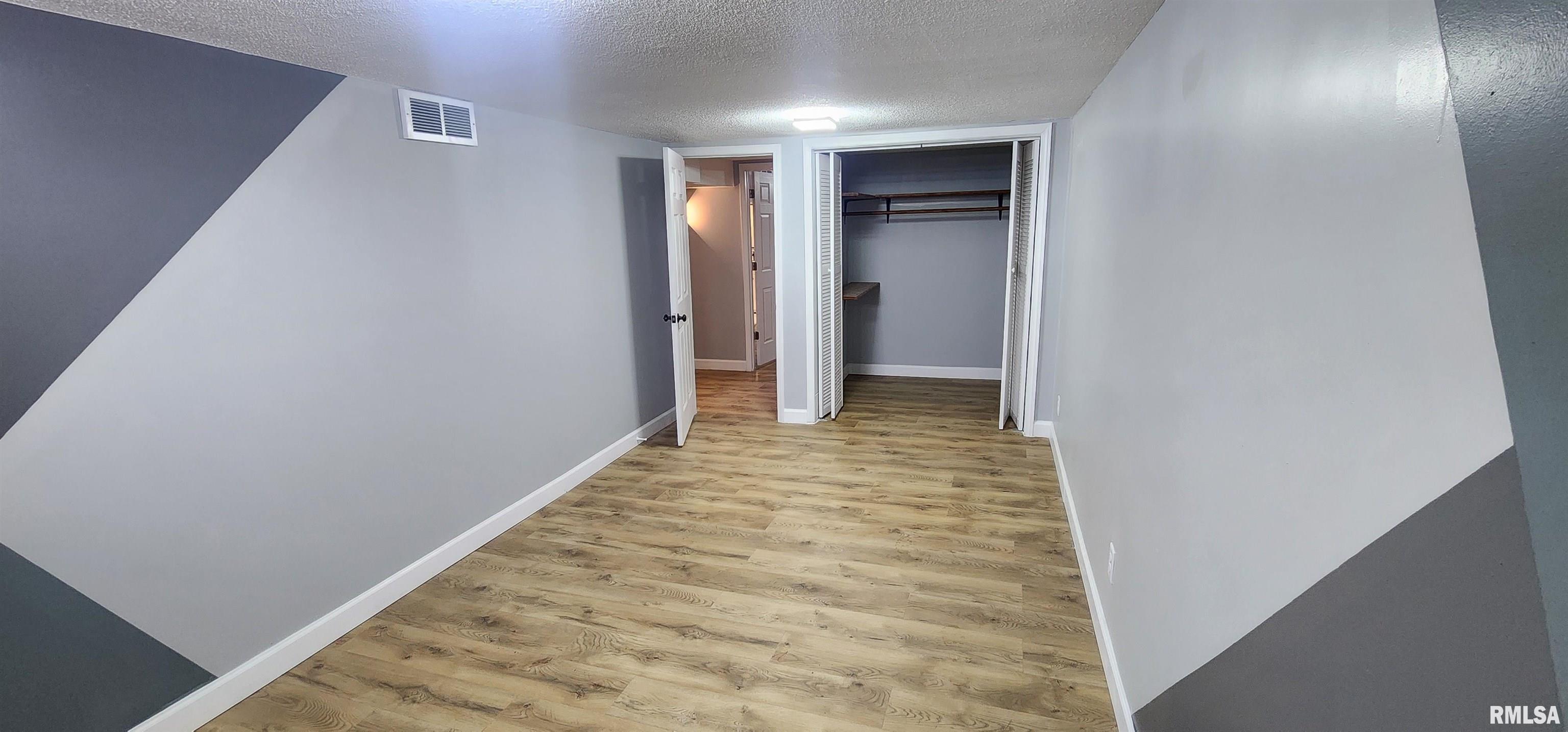 6848 Lake Service Road Rochester, IL 62563 - Photo 28 of 35