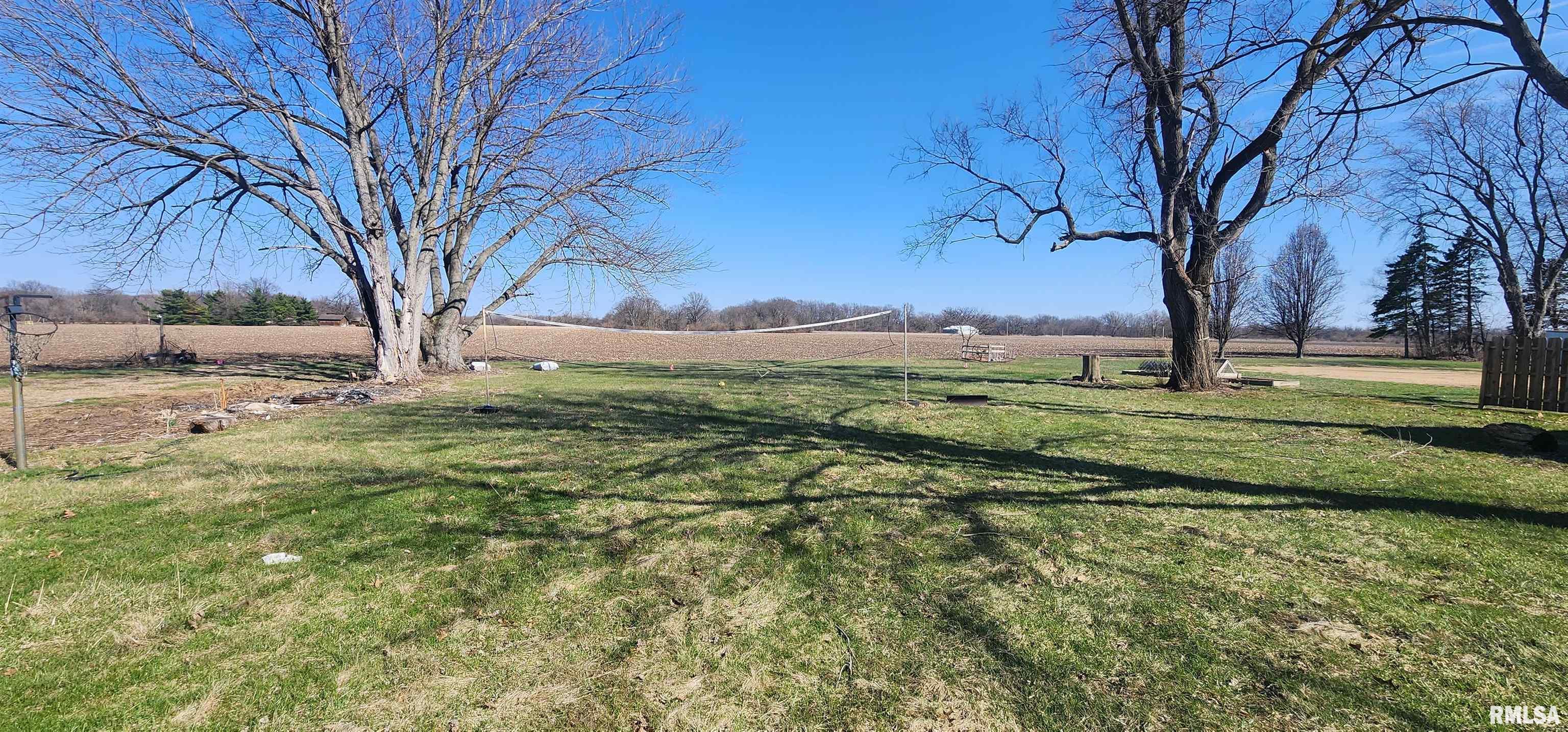 6848 Lake Service Road Rochester, IL 62563 - Photo 5 of 37