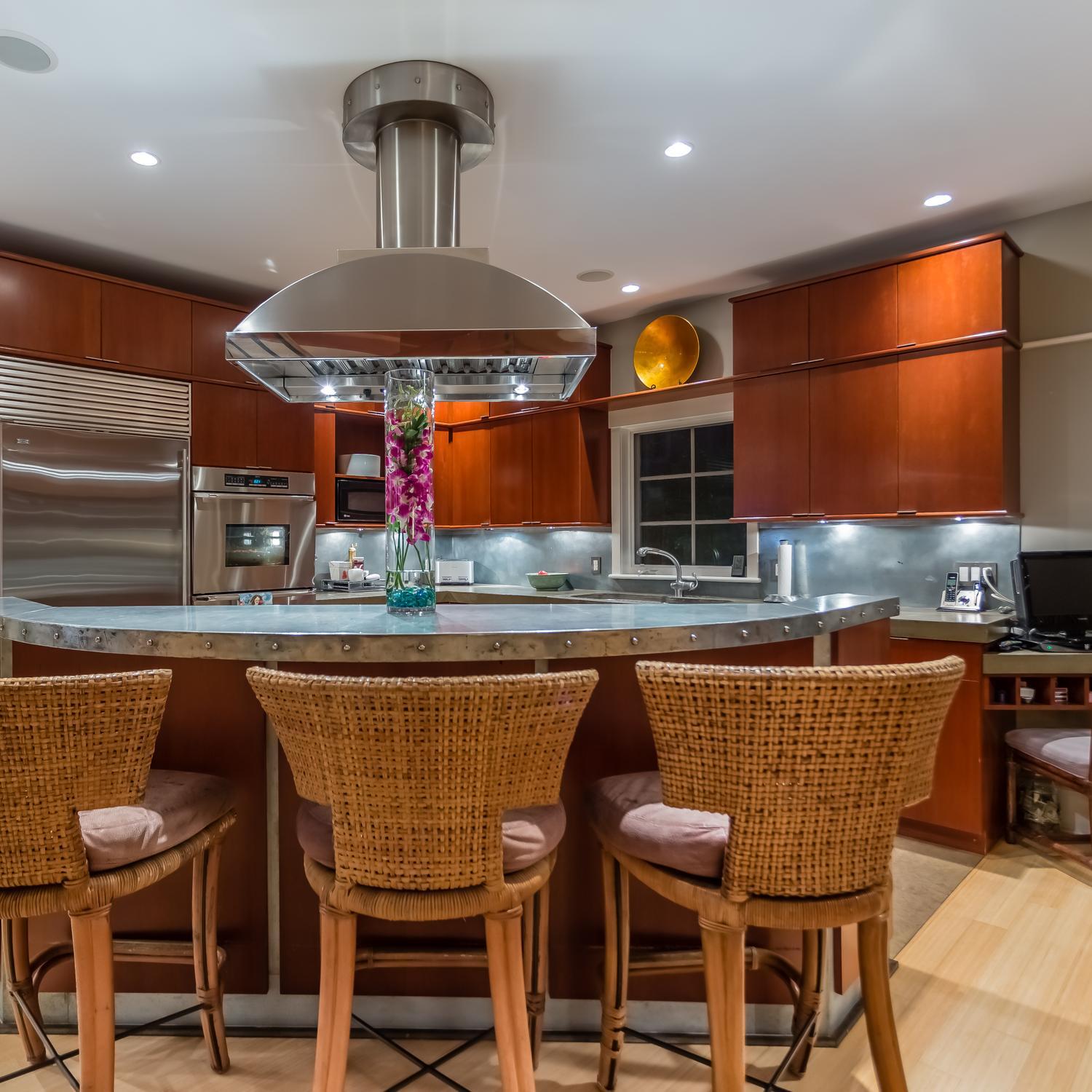 38 Nearwater Road Rowayton, CT 06853 - Photo 14 of 37 a dining table chairs under an umbrella