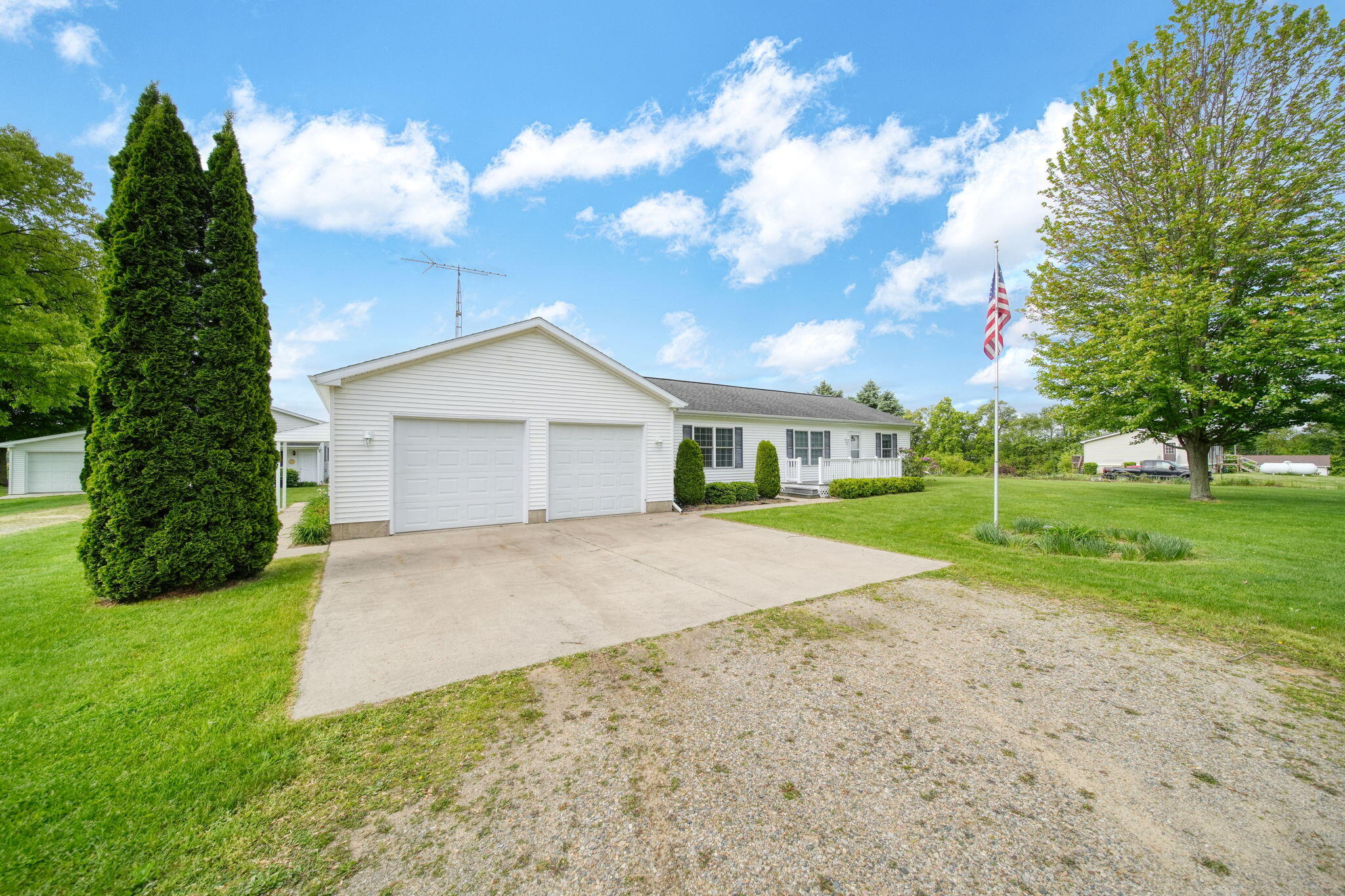 10639 Hanover Road Hanover, MI 49241 - Photo 1 of 62 3-web-or-mls-DSC06453_HDR