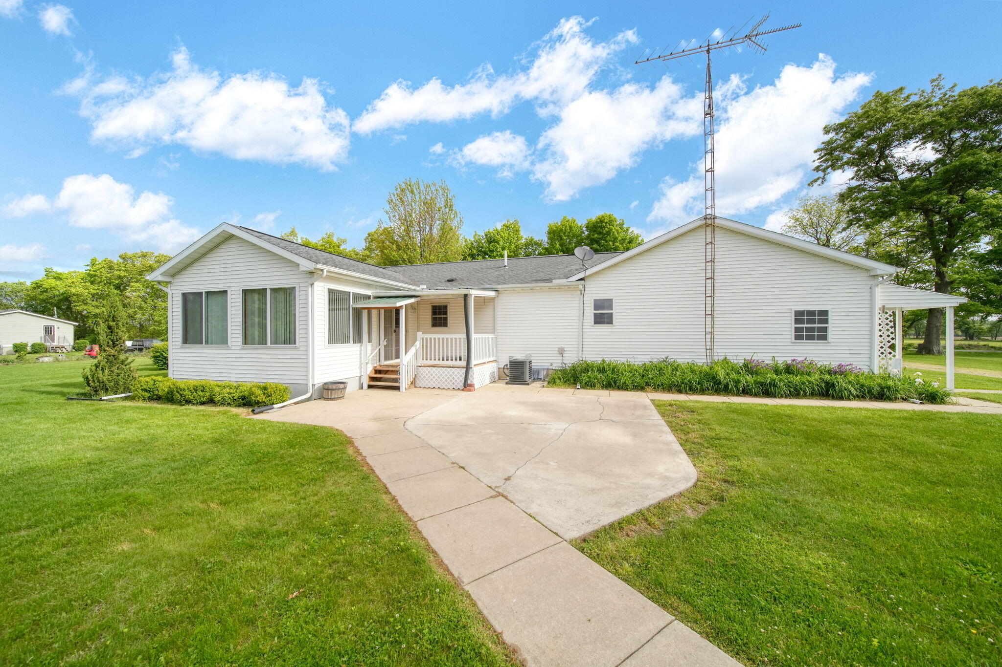 10639 Hanover Road Hanover, MI 49241 - Photo 43 of 62 44-web-or-mls-DSC06478_HDR