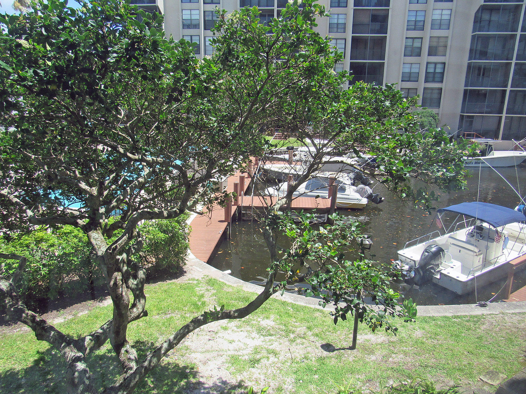 21 Royal Palm Way, Unit 2020 Boca Raton, FL 33432 - Photo 29 of 93 IMG_6949