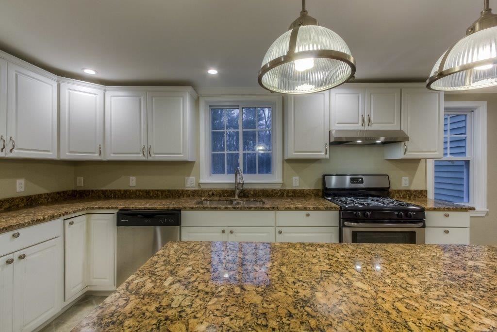 1344 Hopkinton Road Hopkinton, NH 03229 - Photo 5 of 27