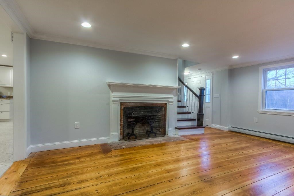1344 Hopkinton Road Hopkinton, NH 03229 - Photo 8 of 27