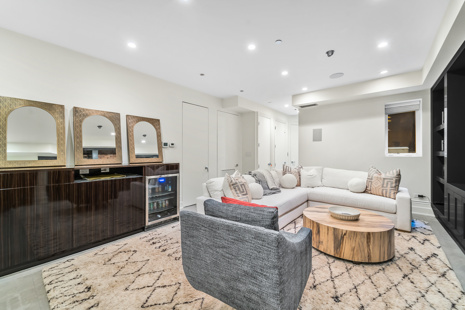 53 East Division Street Chicago, IL 60611 - Photo 54 of 79 a living room with furniture and view of living room