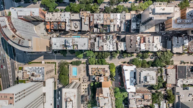 $3,999,000 | 53 East Division Street, Chicago, IL 60611