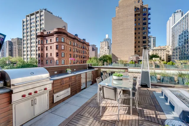 $3,999,000 | 53 East Division Street, Chicago, IL 60611