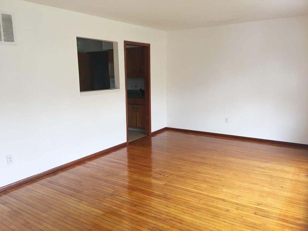 6427 Shanghai Road Indianapolis, IN 46278 - Photo 4 of 16 Gallery Image 4