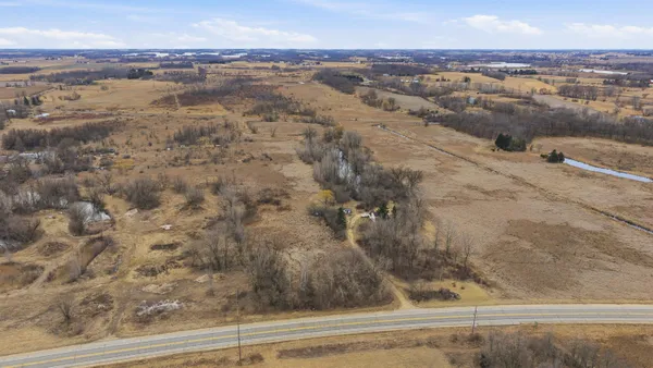 $185,000 | 4301 West State Road 33, Horicon, WI 53032