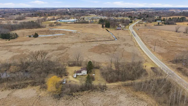 $185,000 | 4301 West State Road 33, Horicon, WI 53032