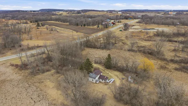 $185,000 | 4301 West State Road 33, Horicon, WI 53032