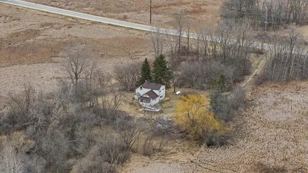 $185,000 | 4301 West State Road 33, Horicon, WI 53032