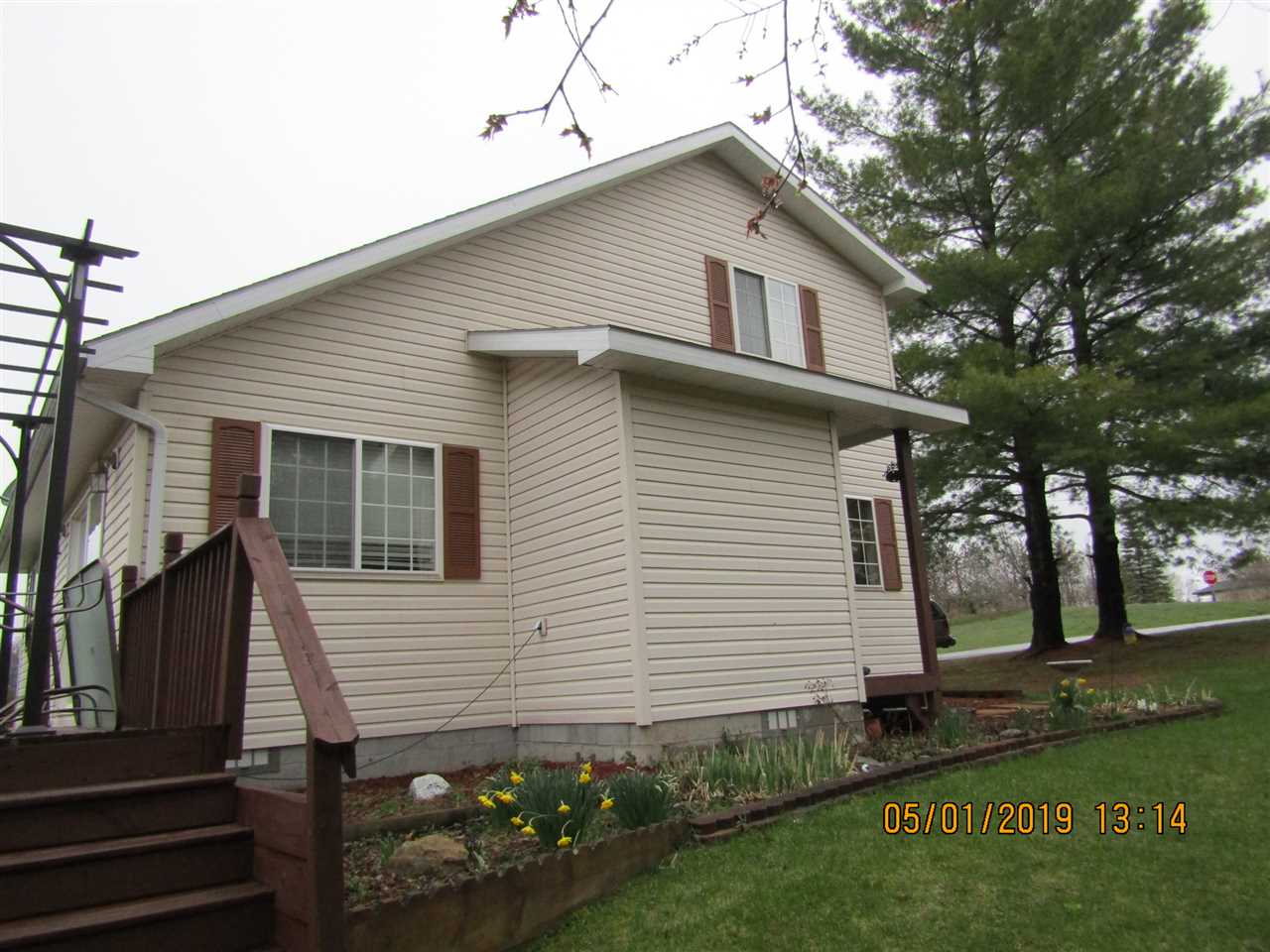 989 Schemp Road Lupton, MI 48635 - Photo 2 of 28 1860306-1.JPG