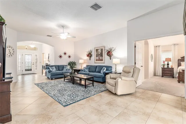 $539,000 | 825 Ulelah Street, The Villages, FL 32163