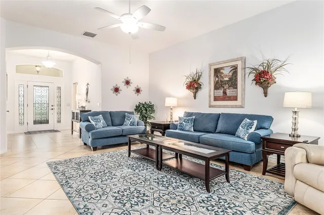 $539,000 | 825 Ulelah Street, The Villages, FL 32163