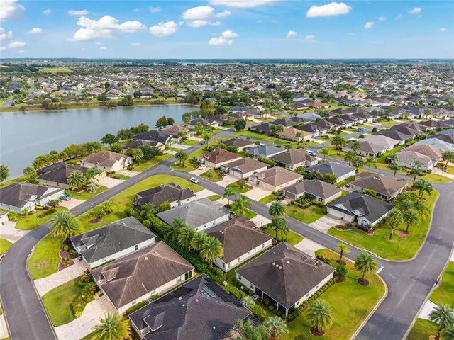 $539,000 | 825 Ulelah Street, The Villages, FL 32163