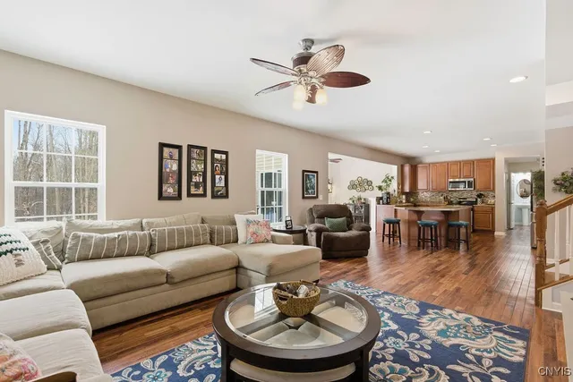 $524,900 | 4473 Millstream Drive, Clay, NY 13041