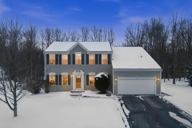 $524,900 | 4473 Millstream Drive, Clay, NY 13041