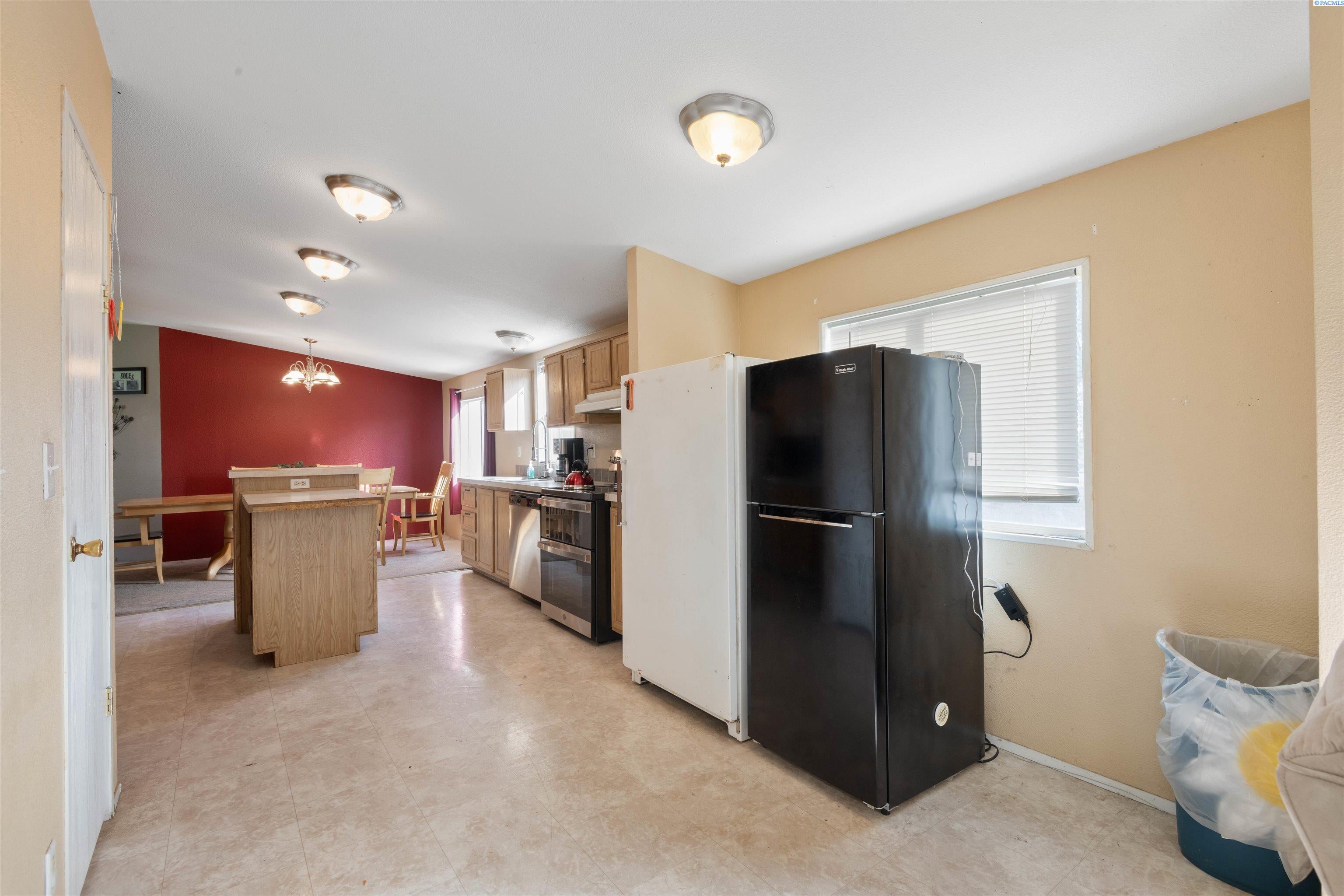 35805 North Sunset Road Benton City, WA 99320 - Photo 13 of 36 Gallery Image 13