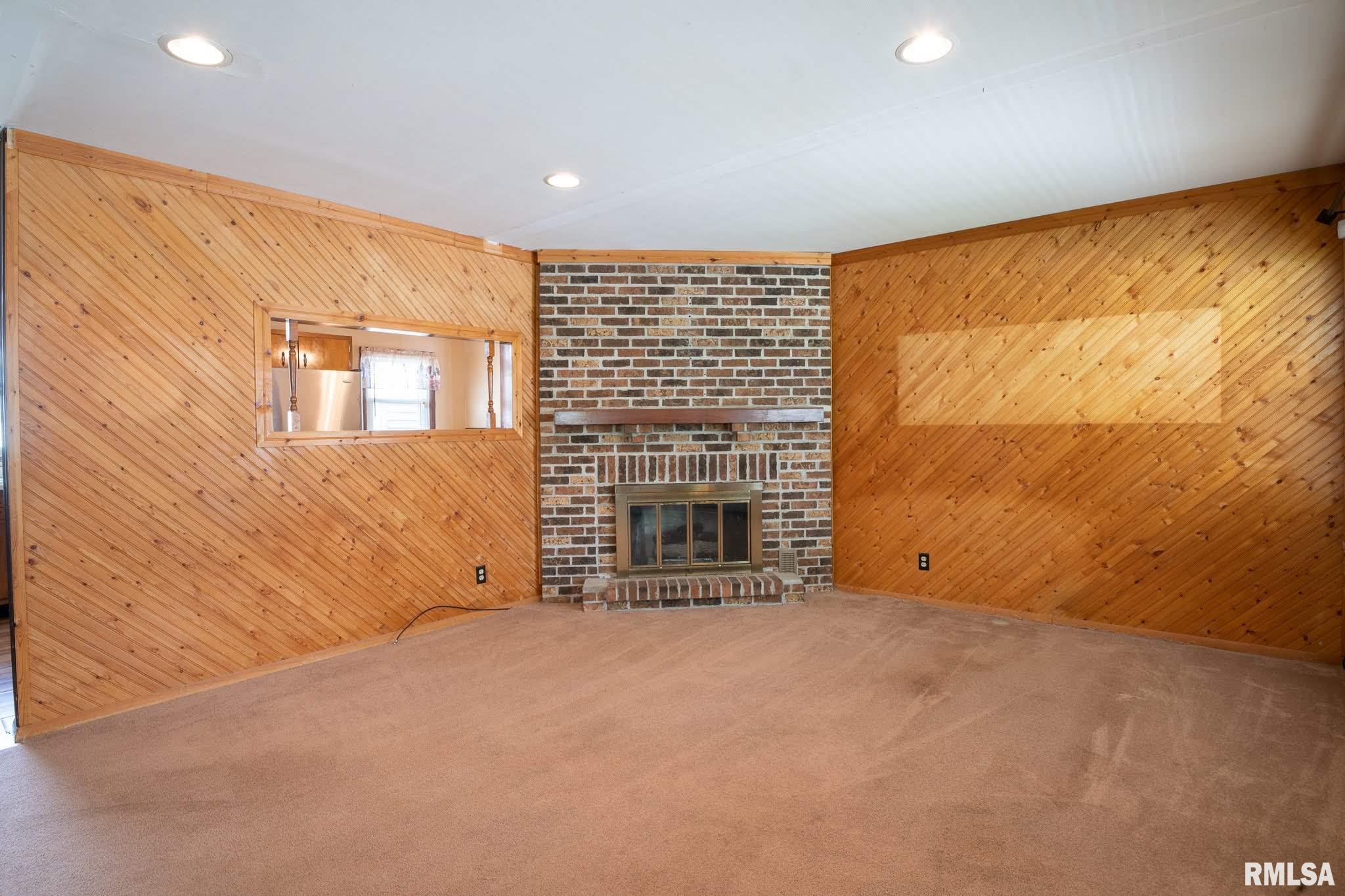 608 Bess Street Washington, IL 61571 - Photo 12 of 50 Gallery Image 12