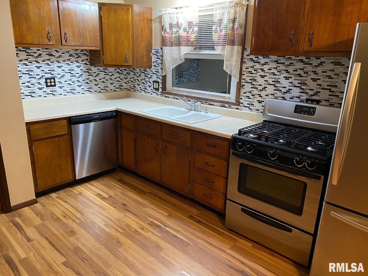 608 Bess Street Washington, IL 61571 - Photo 15 of 50 Gallery Image 15