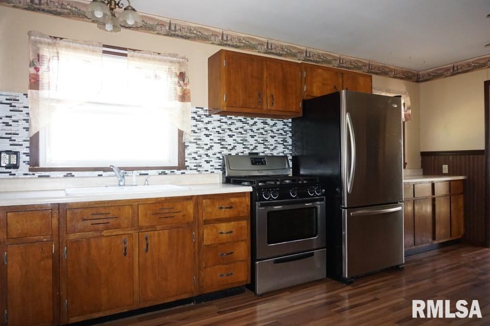 608 Bess Street Washington, IL 61571 - Photo 16 of 50 Gallery Image 16