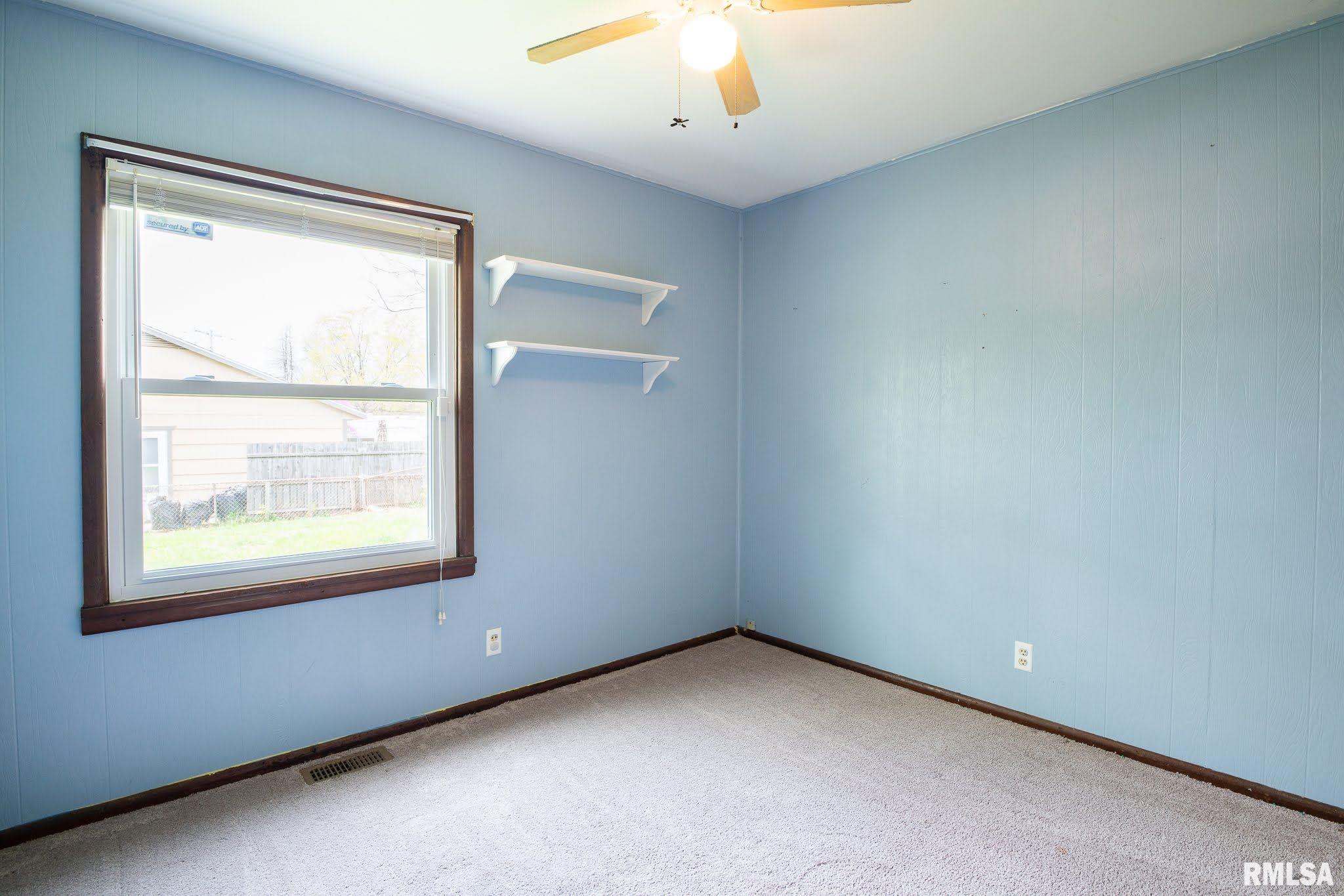 608 Bess Street Washington, IL 61571 - Photo 29 of 50 Gallery Image 29