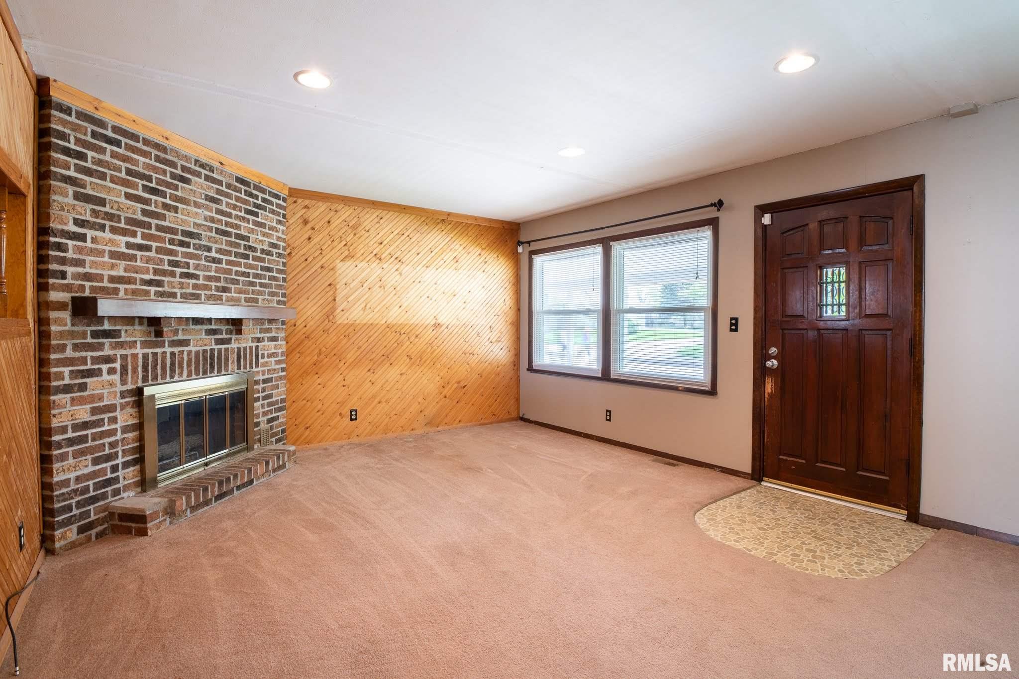 608 Bess Street Washington, IL 61571 - Photo 8 of 50 Gallery Image 8