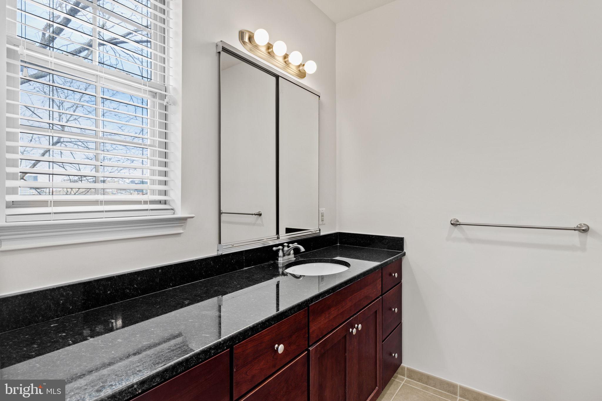 508 Governors Court Philadelphia, PA 19146 - Photo 18 of 54