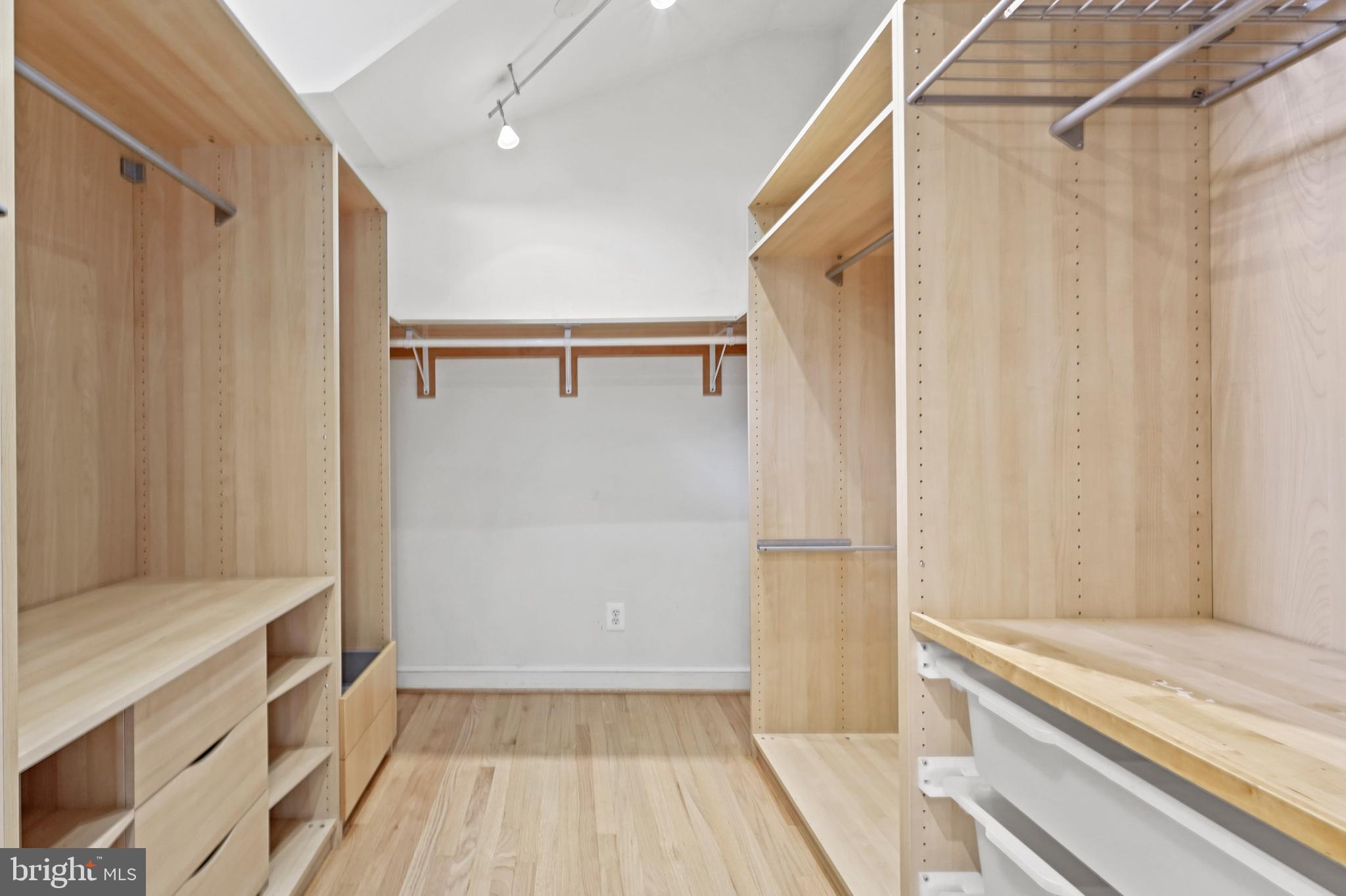 6304 Fort Hunt Road Alexandria, VA 22307 - Photo 25 of 53 Gallery Image 25