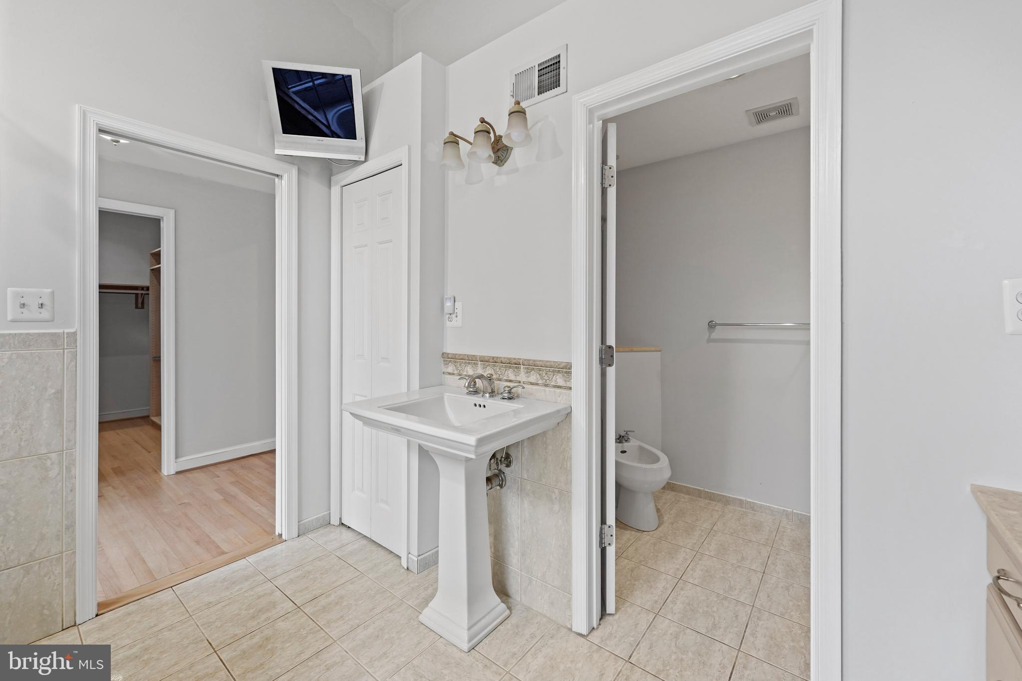 6304 Fort Hunt Road Alexandria, VA 22307 - Photo 29 of 53 Gallery Image 29