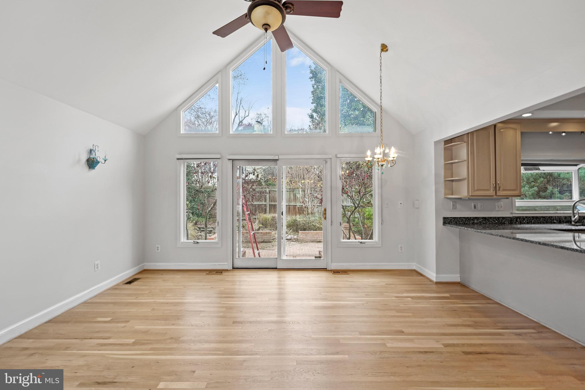 6304 Fort Hunt Road Alexandria, VA 22307 - Photo 10 of 53 Gallery Image 10