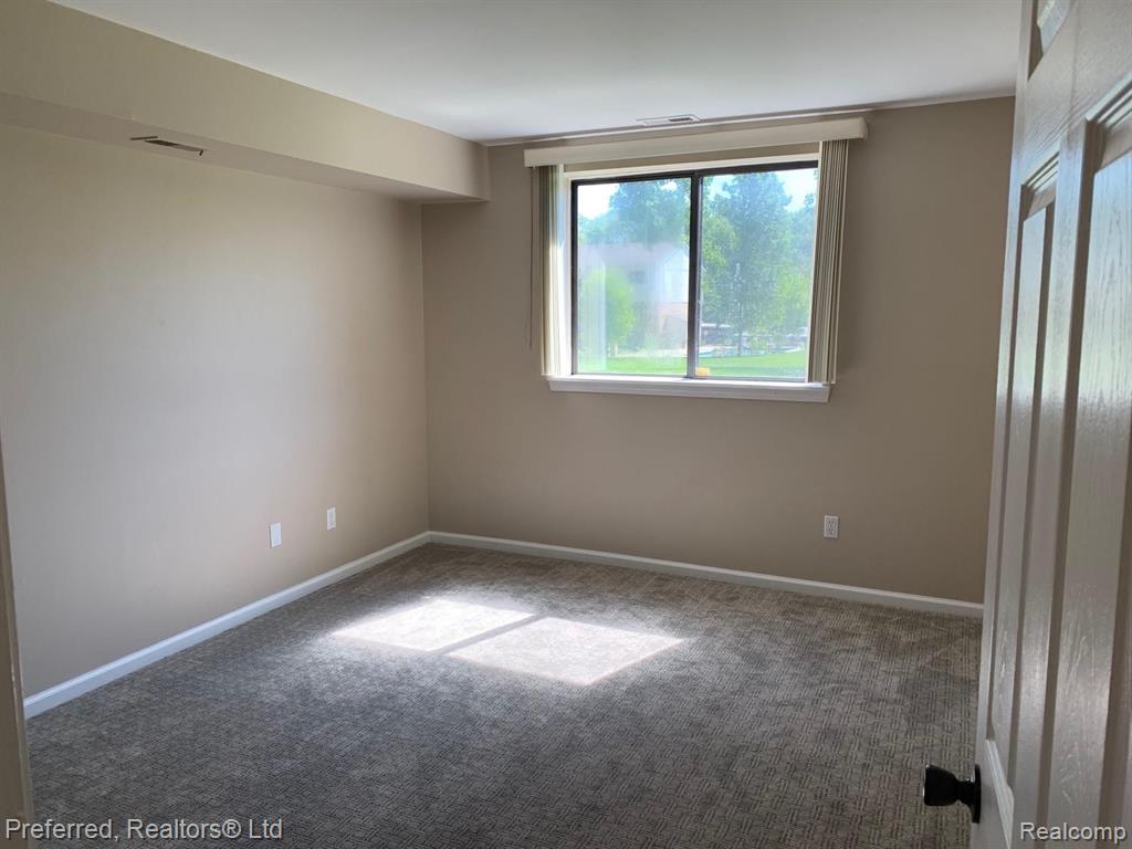30070 West 12 Mile Road Farmington Hills, MI 48334 - Photo 11 of 11