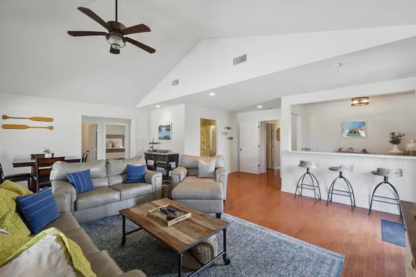 $949,000 | 186 West Hells Gate Drive, Strawn, TX 76475