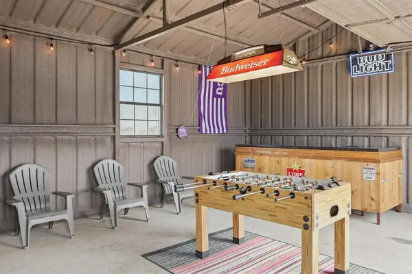 $949,000 | 186 West Hells Gate Drive, Strawn, TX 76475