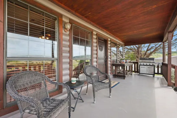 $949,000 | 186 West Hells Gate Drive, Strawn, TX 76475