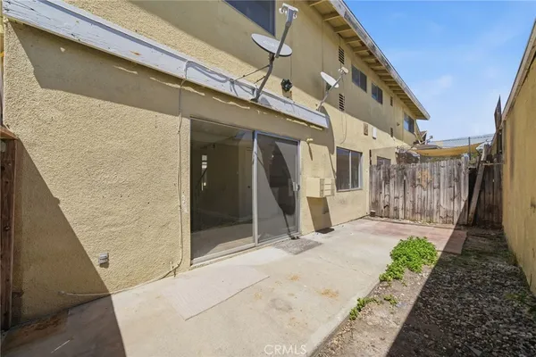 $2,695 | 202 East Clifton Avenue, Unit 3, Anaheim, CA 92805