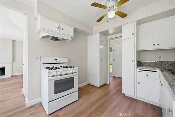 $2,695 | 202 East Clifton Avenue, Unit 3, Anaheim, CA 92805