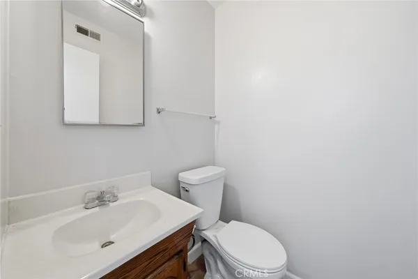 $2,695 | 202 East Clifton Avenue, Unit 3, Anaheim, CA 92805