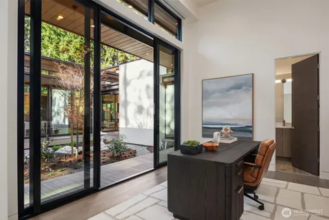 $8,498,000 | 10620 Southeast 22nd Street, Bellevue, WA 98004