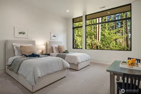 $8,498,000 | 10620 Southeast 22nd Street, Bellevue, WA 98004