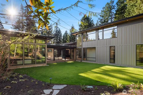 $8,498,000 | 10620 Southeast 22nd Street, Bellevue, WA 98004