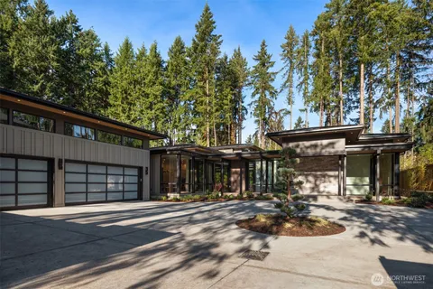 $8,498,000 | 10620 Southeast 22nd Street, Bellevue, WA 98004