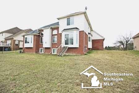 20369 Inkster Road Romulus, MI 48174 - Photo 4 of 31 Back Side
