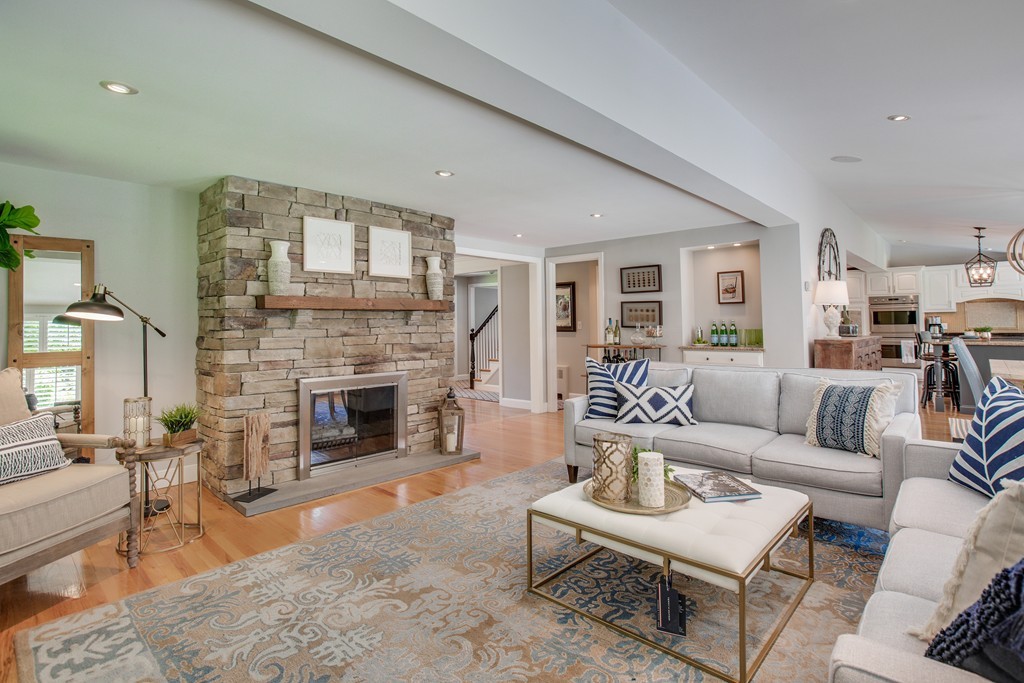 10 New Meadow Road Lynnfield, MA 01940 - Photo 10 of 30 Gallery Image 10