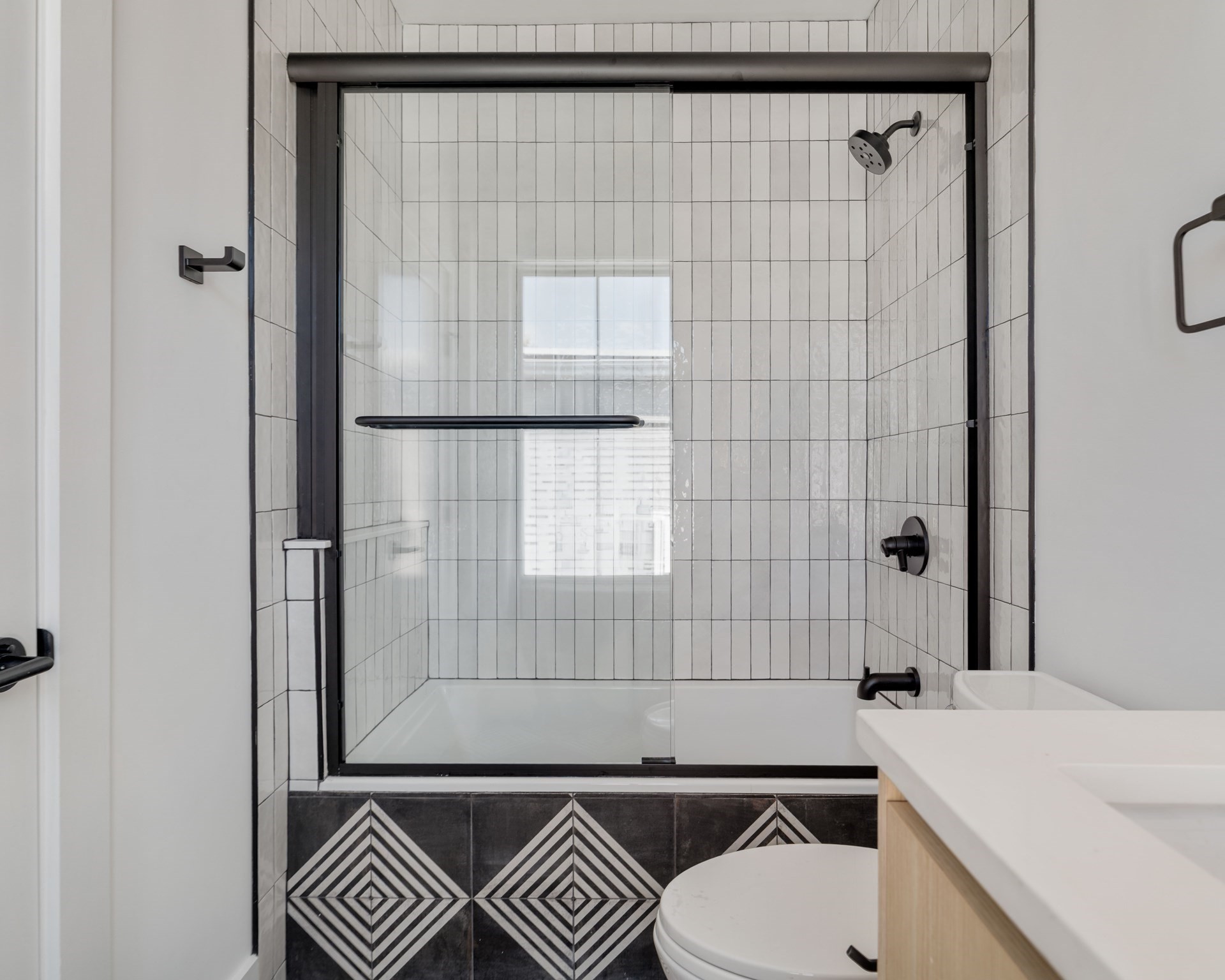 32 Condor Street, Unit 6A Boston, MA 02128 - Photo 28 of 34 Gallery Image 28