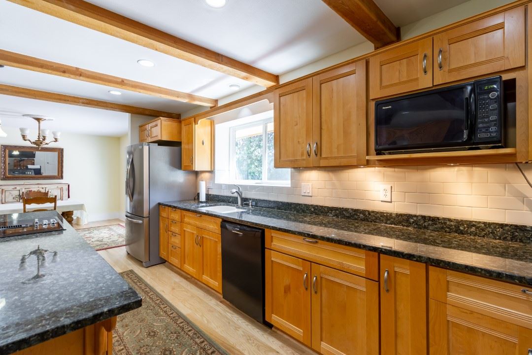 4077 Lumberg Road Springdale, WA 99173 - Photo 5 of 39